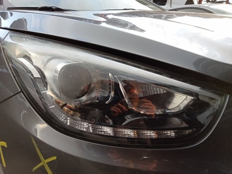 Recambio de faro derecho para hyundai ix35 classic 2wd referencia OEM IAM 921022S620  