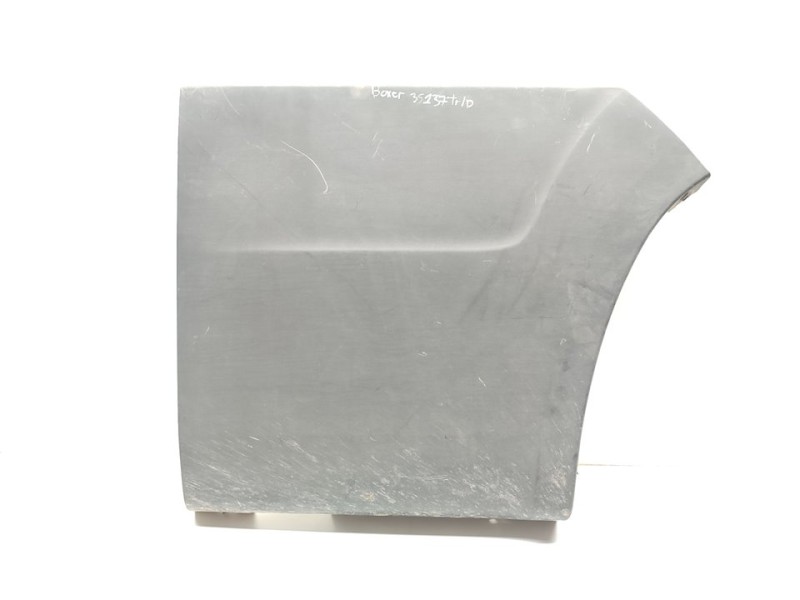 Recambio de moldura para peugeot boxer furgón 330 l1h1 komfort bluehdi 130 referencia OEM IAM 1311712070  