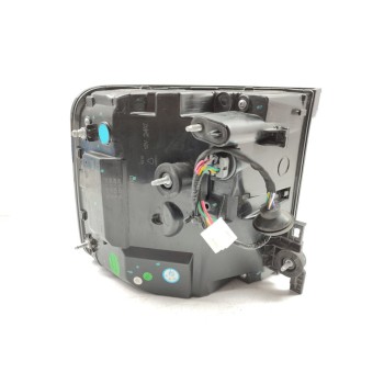 Recambio de piloto trasero derecho para volvo ex30 plus 2wd pure electric referencia OEM IAM 80000420  