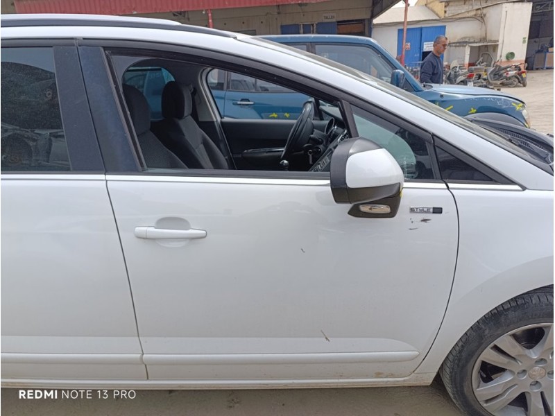 Recambio de puerta delantera derecha para peugeot 5008 style referencia OEM IAM 9004AV  