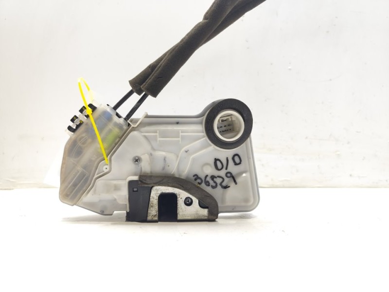 Recambio de cerradura puerta delantera derecha para toyota c-hr hybrid active referencia OEM IAM 6903002511  