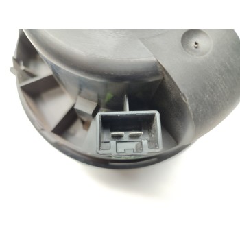Recambio de ventilador calefaccion para ford focus lim. (cb8) trend referencia OEM IAM AV6N18456AA  