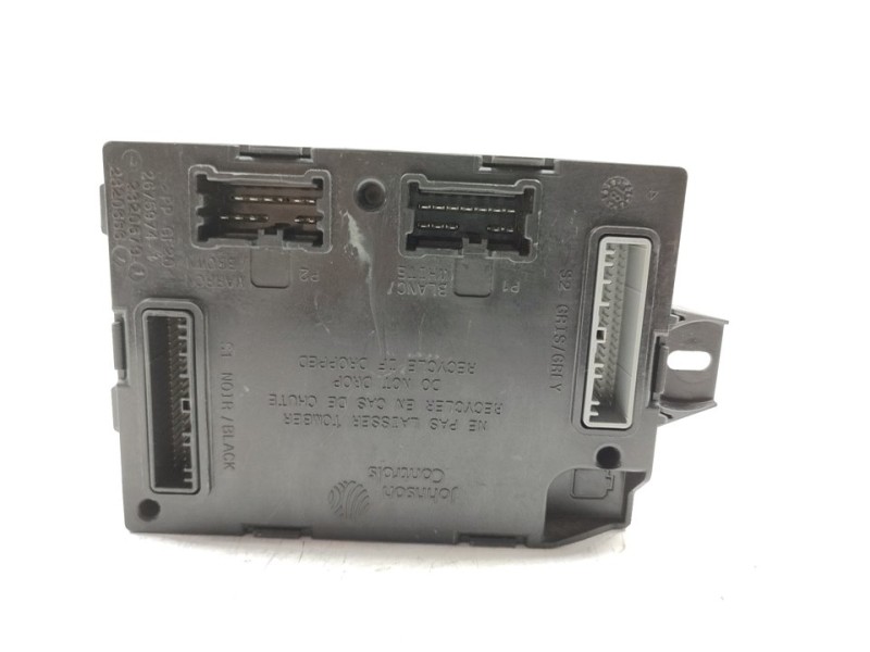 Recambio de modulo electronico para renault captur life referencia OEM IAM 284B13555R  