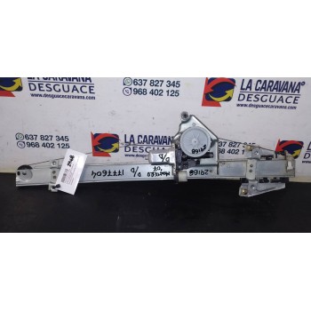 ELEVALUNAS DELANTERO DERECHO MR989948 