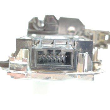 Recambio de maneta interior delantera derecha para land rover discovery 4 tdv6 s referencia OEM IAM AH2222600AC  