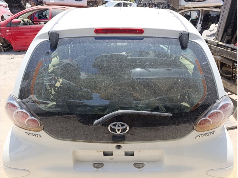 Recambio de porton trasero para toyota aygo (kgb/wnb) básico referencia OEM IAM 681050H021  