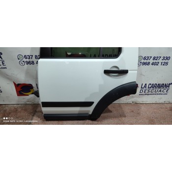 Recambio de puerta trasera izquierda para land rover discovery 4 tdv6 s referencia OEM IAM   