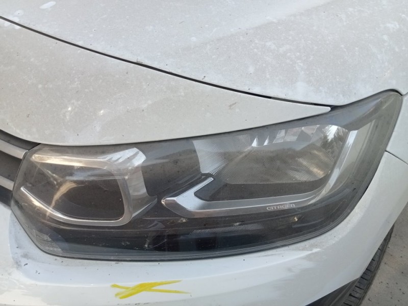 Recambio de faro izquierdo para citroën berlingo furgón contrlol m referencia OEM IAM 9816824880  