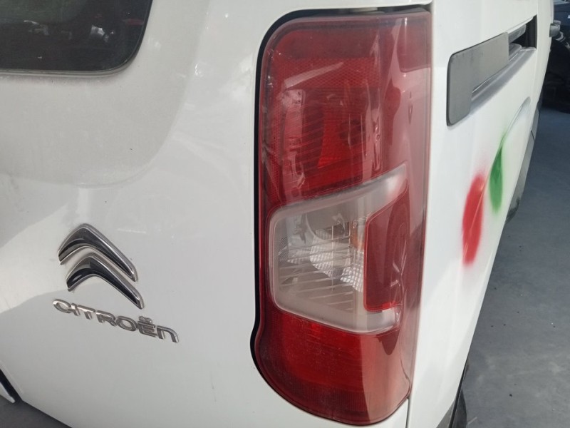 Recambio de piloto trasero derecho para citroën berlingo furgón contrlol m referencia OEM IAM   