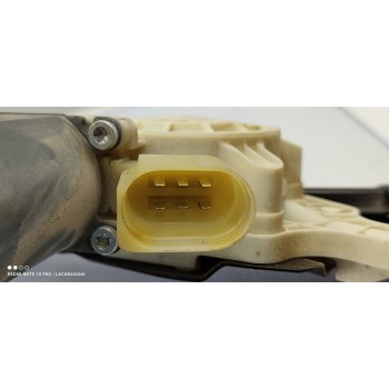 Recambio de elevalunas delantero izquierdo para bmw serie 5 berlina (e60) 520d referencia OEM IAM 6981141  