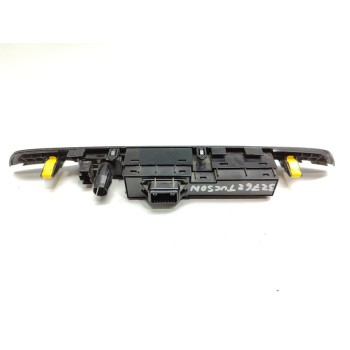 Recambio de warning para hyundai tucson 25 aniversario 4x2 referencia OEM IAM 93700D7100  