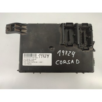 Recambio de caja reles / fusibles para opel corsa d catch me referencia OEM IAM 13301560DC  