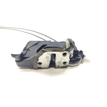 Recambio de cerradura puerta delantera derecha para toyota yaris hybrid active referencia OEM IAM 690300D540  