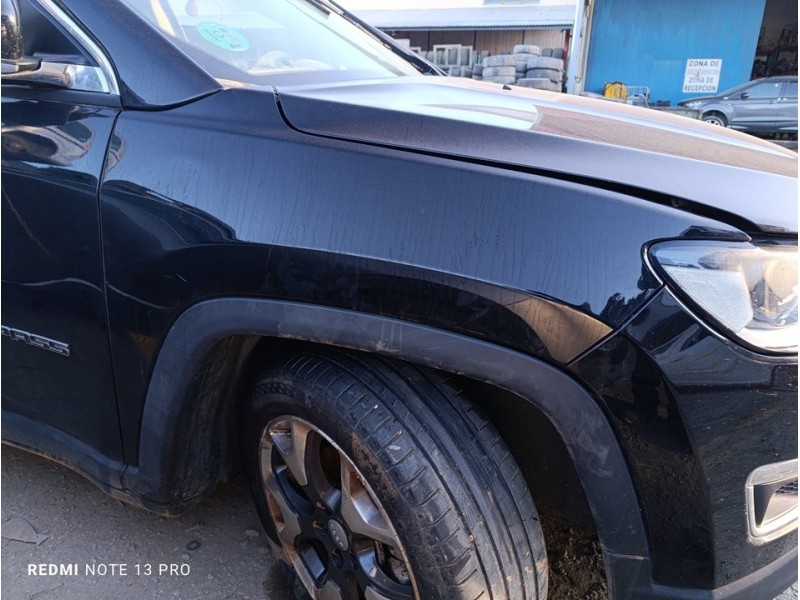 Recambio de aleta delantera derecha para jeep compass (m7) limited fwd referencia OEM IAM 52151851  