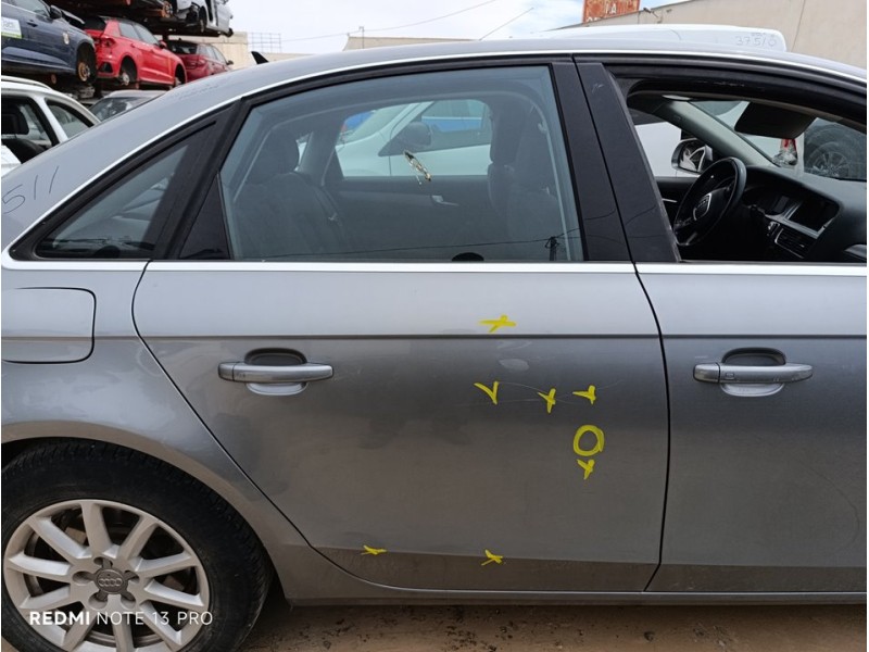 Recambio de puerta trasera derecha para audi a4 ber. (b8) básico referencia OEM IAM 8K5833052D  