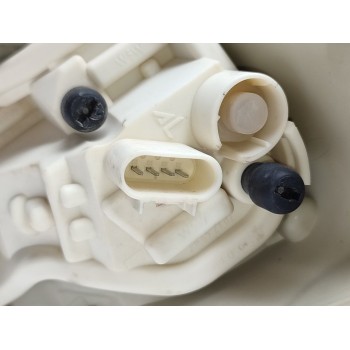 Recambio de piloto trasero izquierdo para opel astra j lim. cosmo referencia OEM IAM 13306453  