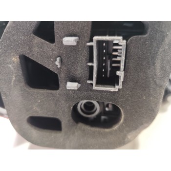 Recambio de piloto trasero derecho para volkswagen polo advance referencia OEM IAM 2G0945096B  