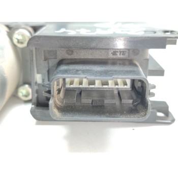 Recambio de motor elevalunas delantero derecho para hyundai genesis basis referencia OEM IAM 82460B1000  