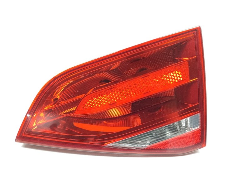 Recambio de piloto trasero derecho interior para audi a4 ber. (b8) básico referencia OEM IAM 8K5945094  