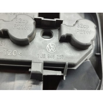 Recambio de piloto trasero izquierdo para volkswagen golf iv berlina (1j1) básico referencia OEM IAM 1J6945111S  