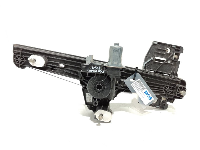 Recambio de elevalunas trasero izquierdo para opel corsa f edition referencia OEM IAM 9829046180  