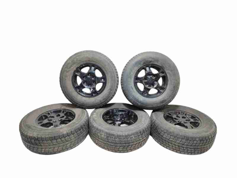 Recambio de juego llantas para mitsubishi montero (v60/v70) 3.2 di-d gls kaiteki (3-ptas.) referencia OEM IAM MR347070  