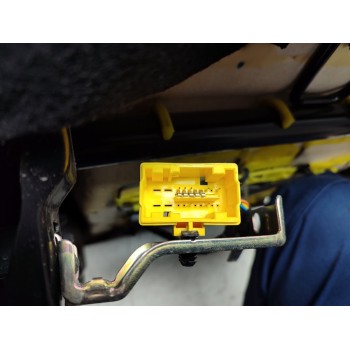 Recambio de juego asientos completo para opel corsa f edition referencia OEM IAM 98301824XX  