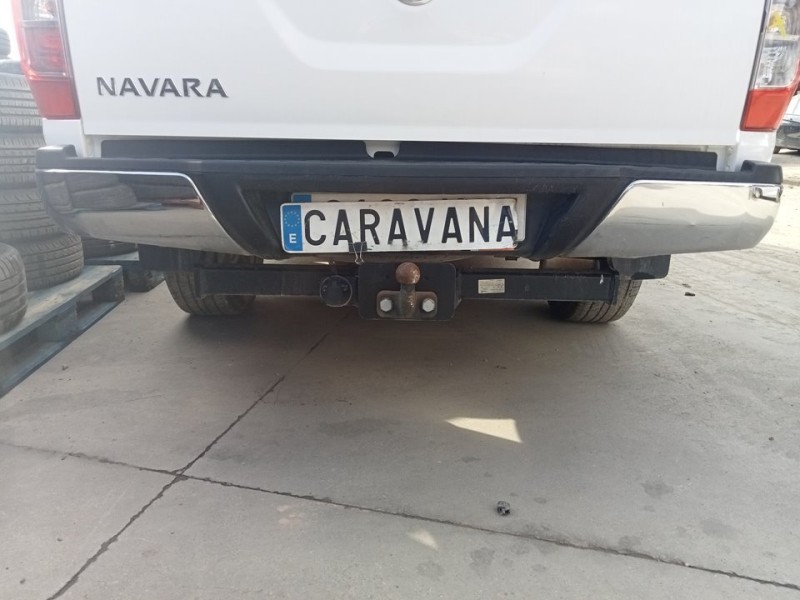 Recambio de paragolpes trasero para nissan navara pick-up (d40m) double cab le 4x4 referencia OEM IAM 850104KJ0A  