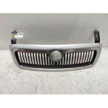 Recambio de rejilla delantera para skoda fabia (6y2/6y3) classic referencia OEM IAM 6Y0853661  