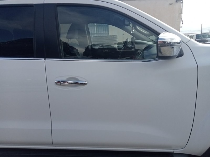 Recambio de puerta delantera derecha para nissan navara pick-up (d40m) double cab le 4x4 referencia OEM IAM H01004JKAA  