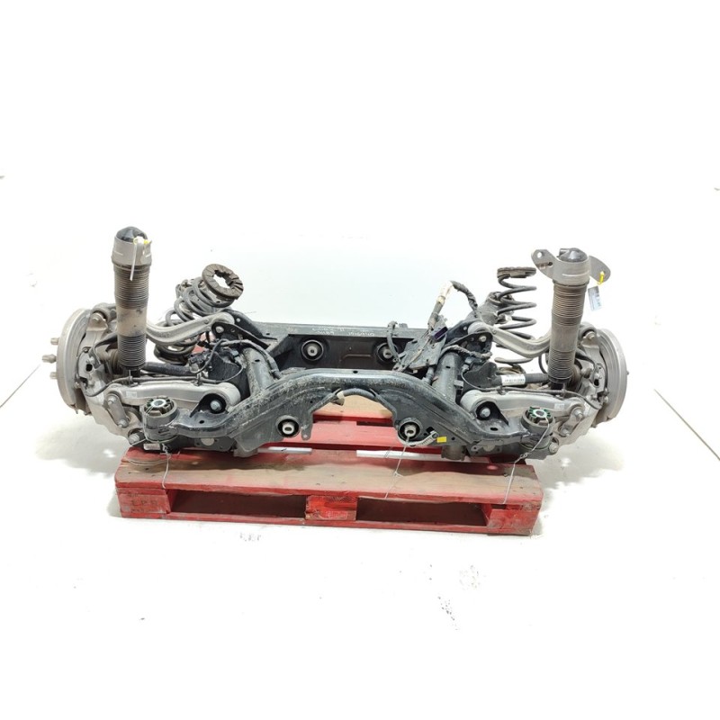 Recambio de puente trasero para land rover range rover evoque evoque hse referencia OEM IAM K8D22K139AC  