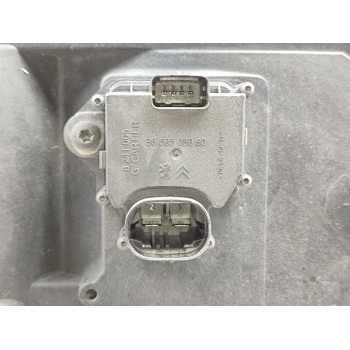 Recambio de panel frontal para peugeot 3008 confort referencia OEM IAM 7104V2  