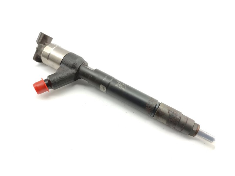 Recambio de inyector para opel zafira tourer excellence referencia OEM IAM 55570012  