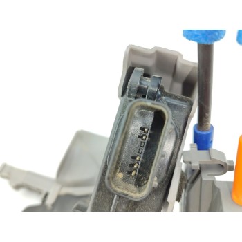 Recambio de cerradura puerta delantera derecha para hyundai kona essence 2wd referencia OEM IAM 81320J9010  