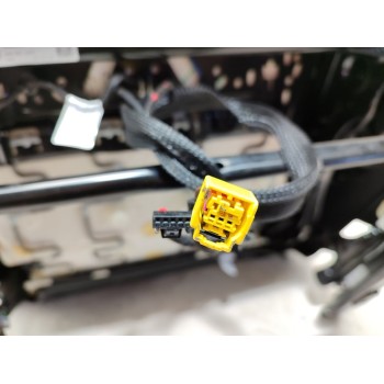 Recambio de asiento delantero izquierdo para audi q2 (gab) 30 tdi sport referencia OEM IAM 81A881328A  