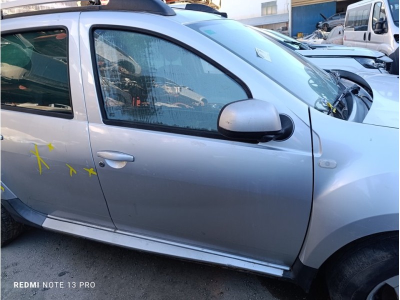 Recambio de puerta delantera derecha para dacia duster ambiance 4x2 referencia OEM IAM 801005595R  