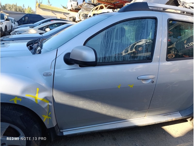 Recambio de puerta delantera izquierda para dacia duster ambiance 4x2 referencia OEM IAM 801015127R  