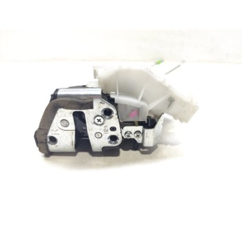 Recambio de cerradura puerta trasera derecha para toyota c-hr hybrid active referencia OEM IAM 69050F4010  