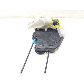Recambio de cerradura puerta trasera derecha para toyota c-hr hybrid advance referencia OEM IAM 69050F4010  