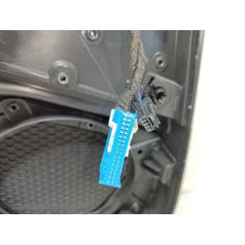 Recambio de guarnecido puerta delantera derecha para audi q2 (gab) 30 tdi sport referencia OEM IAM 81A971036H  