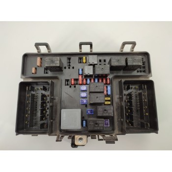 Recambio de caja reles / fusibles para ford mondeo lim. titanium referencia OEM IAM FG9T14A067EB  