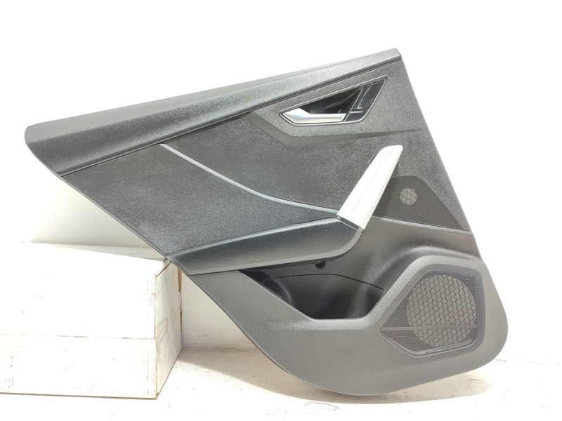 Recambio de guarnecido puerta trasera izquierda para audi q2 (gab) 30 tdi sport referencia OEM IAM 81A867373  
