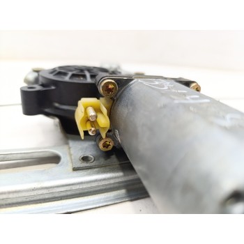 Recambio de elevalunas delantero derecho para mercedes-benz clase a (w168) 140 (168.031) referencia OEM IAM A1687201246  