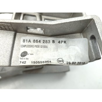 Recambio de apoyabrazos central para audi q2 (gab) 30 tdi sport referencia OEM IAM 81A864283B  