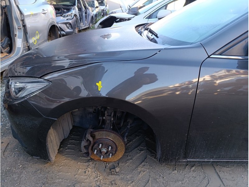 Recambio de aleta delantera izquierda para mazda 3 lim. (bl) sportive referencia OEM IAM B45A52211B  