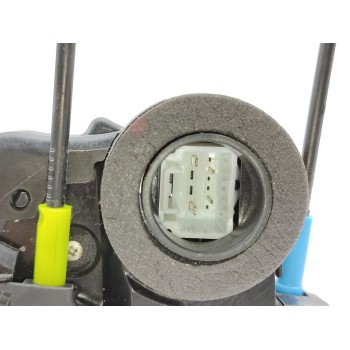 Recambio de cerradura puerta trasera izquierda para toyota c-hr hybrid active referencia OEM IAM 69060F4010  