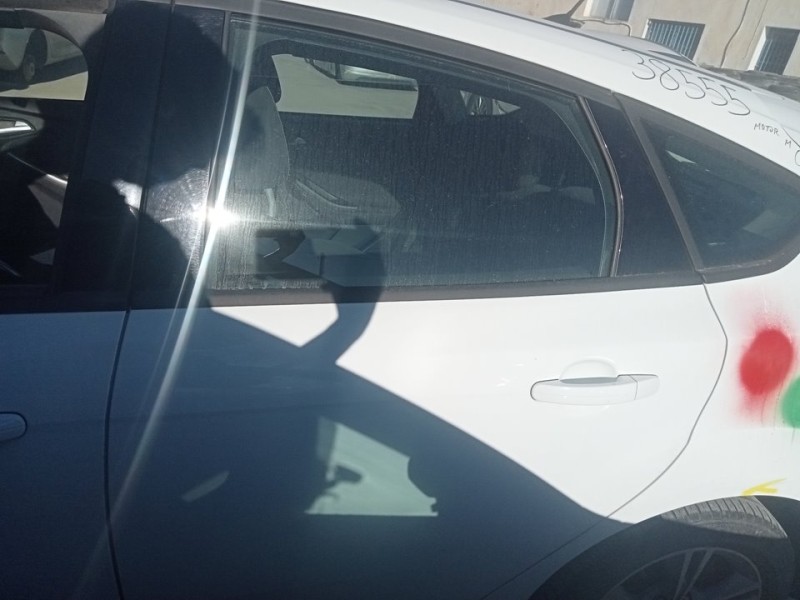 Recambio de puerta trasera izquierda para ford focus lim. (cb8) edition referencia OEM IAM PBM51A24631BF  