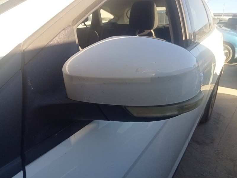 Recambio de retrovisor izquierdo para ford focus lim. (cb8) edition referencia OEM IAM BM5117683CK  