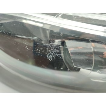 Recambio de faro izquierdo para renault scenic iii emotion referencia OEM IAM 260601946R  