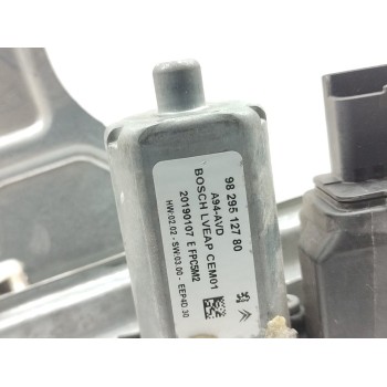 Recambio de elevalunas delantero derecho para peugeot 2008 (--.2013) allure referencia OEM IAM 9806088080  
